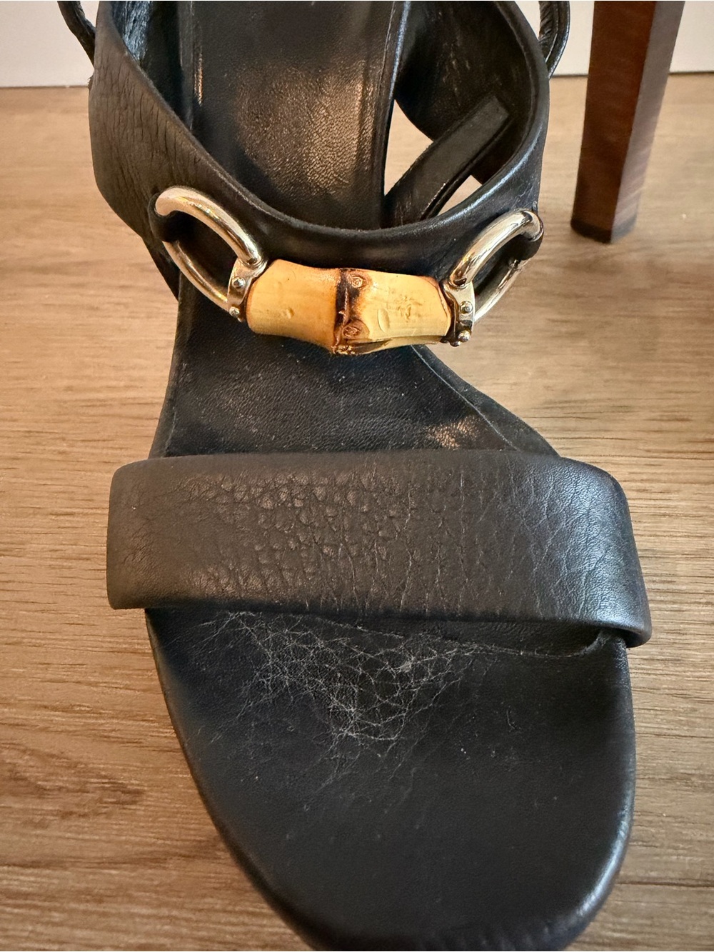 Gucci Black Leather Slingback Heels with Gold-Tone Horsebit - Picture 3 of 4